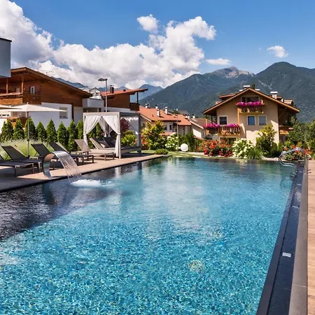 Sun Hotel 4*